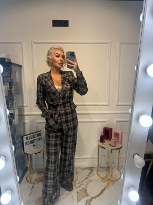 MARGAS OVERSIZE KOSTIUMĖLIS