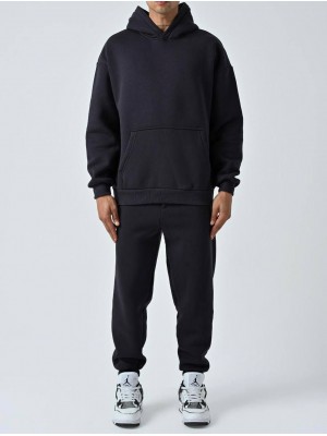 JUODAS OVERSIZE SU PAŠILTINIMU SPORTINIAI KOSTIUMAI JUODAS OVERSIZE SU PAŠILTINIMU SPORTINIAI KOSTIUMAI