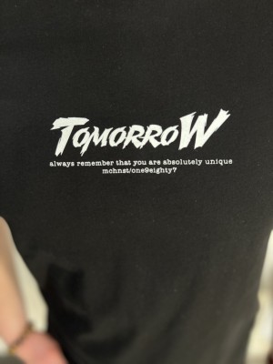 TOMORROW JUODI MARŠKINĖLIAI