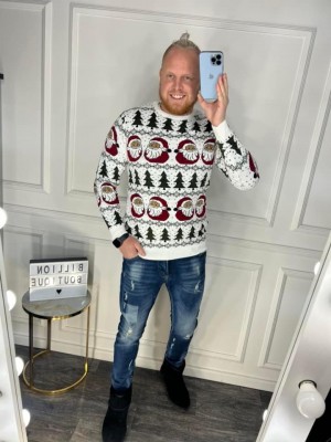 KALĖDINIS BALTAS MEGZTUKAS